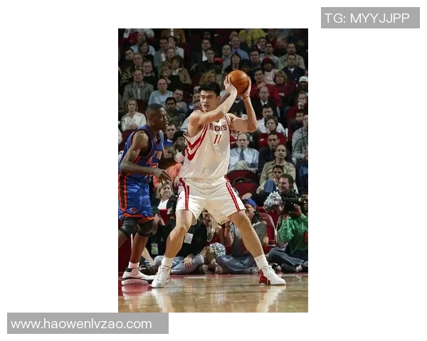 姚明展现运球技巧引领篮球新风潮球迷热议其独特风格与实力