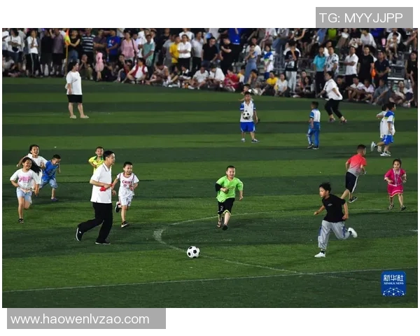 全国足球明星联赛盛况空前球迷热情高涨共庆足球盛宴