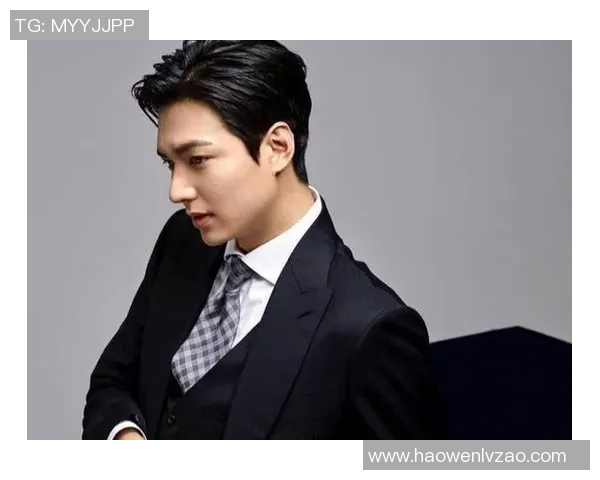 足球明星西装造型展现魅力与风度的完美结合 足球明星西装造型展现魅力与风度的完美结合