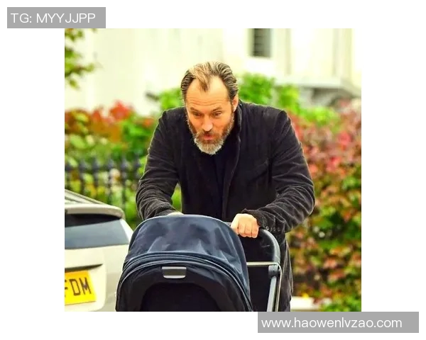 足球明星发胖的蜕变之路从巅峰到日常生活的真实记录 足球明星发胖的蜕变之路从巅峰到日常生活的真实记录